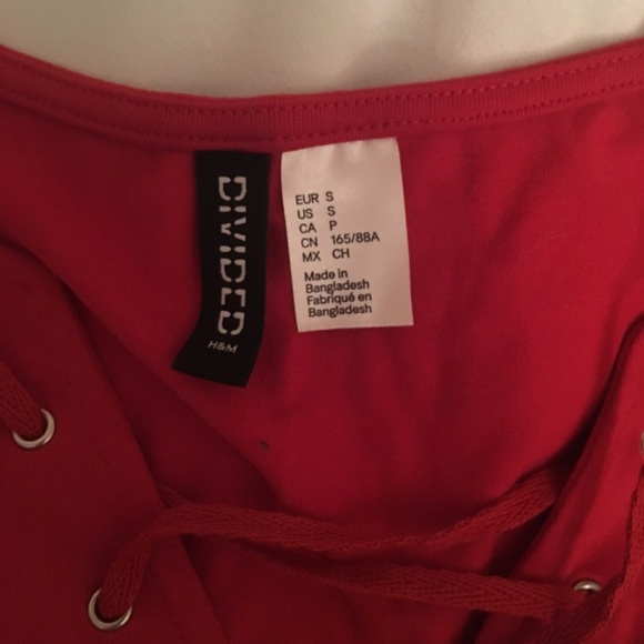 Red crop top - Picture 4 of 4